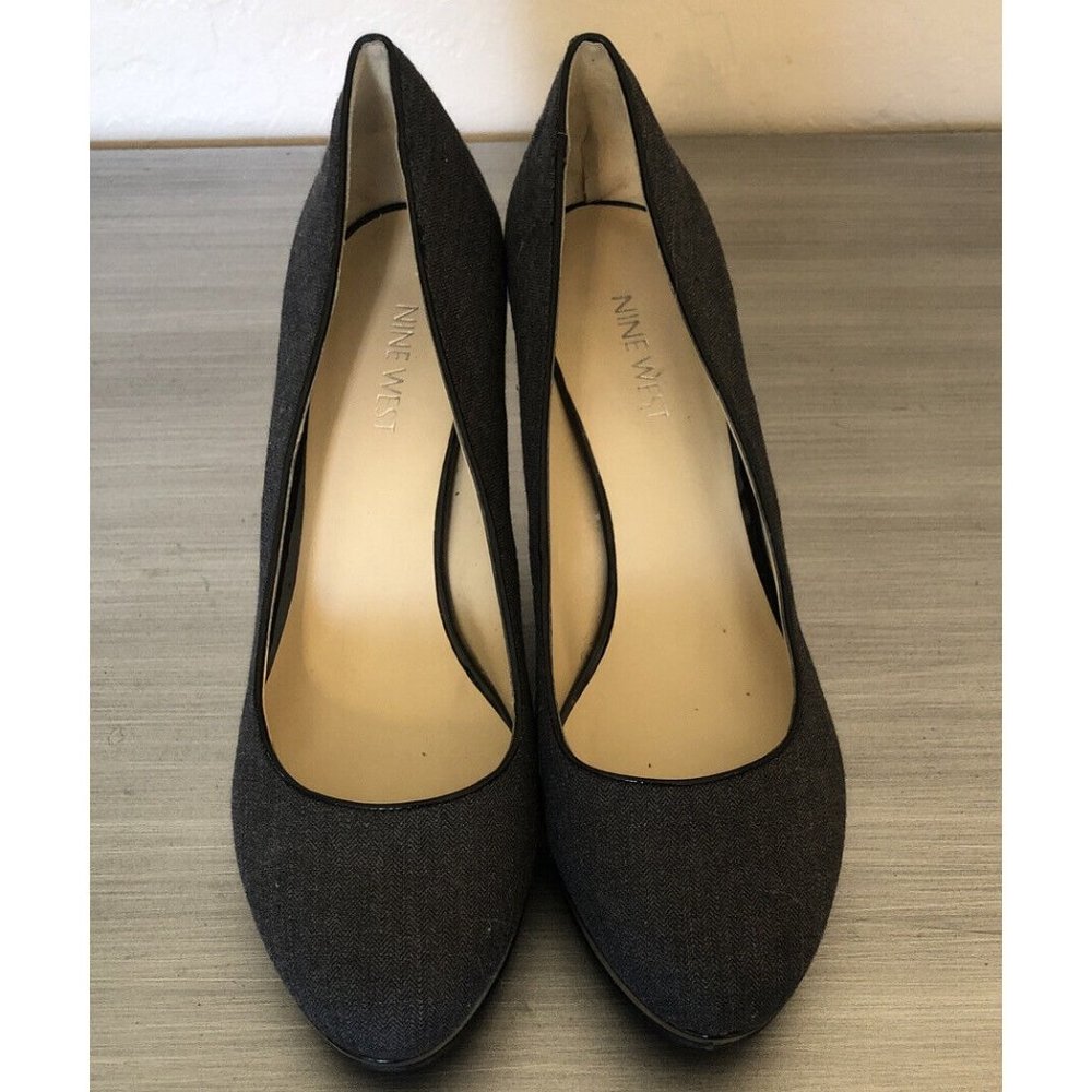 Nine West Women's Heels Size 8 Rounded Toe Slip on Pump Soft Office Gray Linen